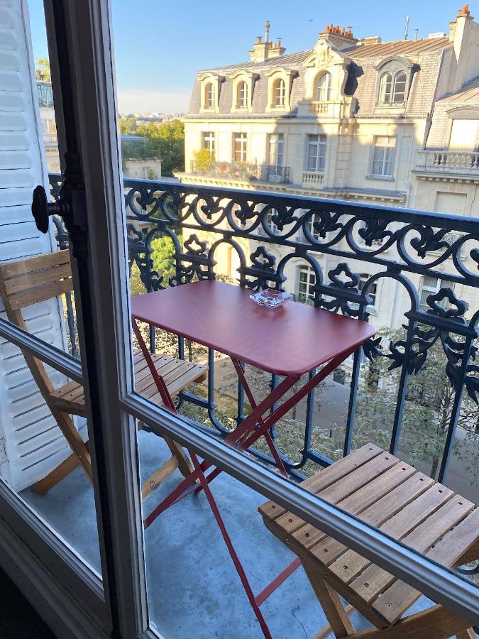 Outstanding 2 Bedrooms With A Terrific Eiffel Tower View Paris Exterior photo